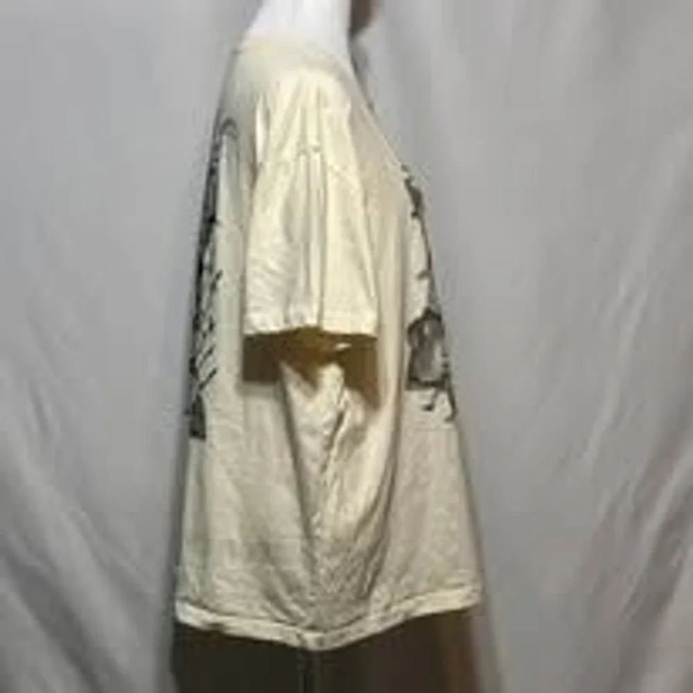 Disney T Shirt Cream Mens L Nightmare Before Christmas Tim Burton Graphic Tee